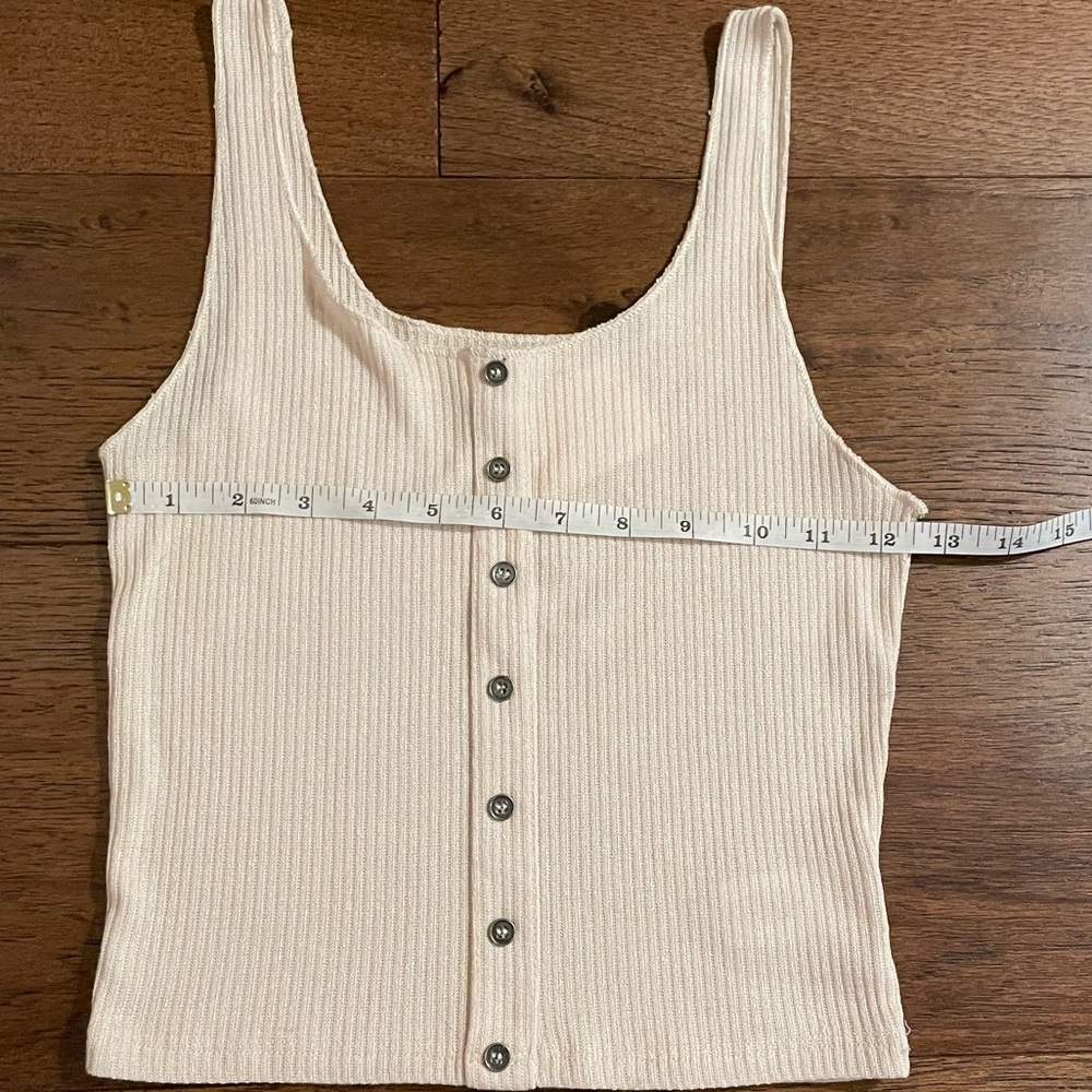 UO Ribbed Tank - Picture 3 of 8
